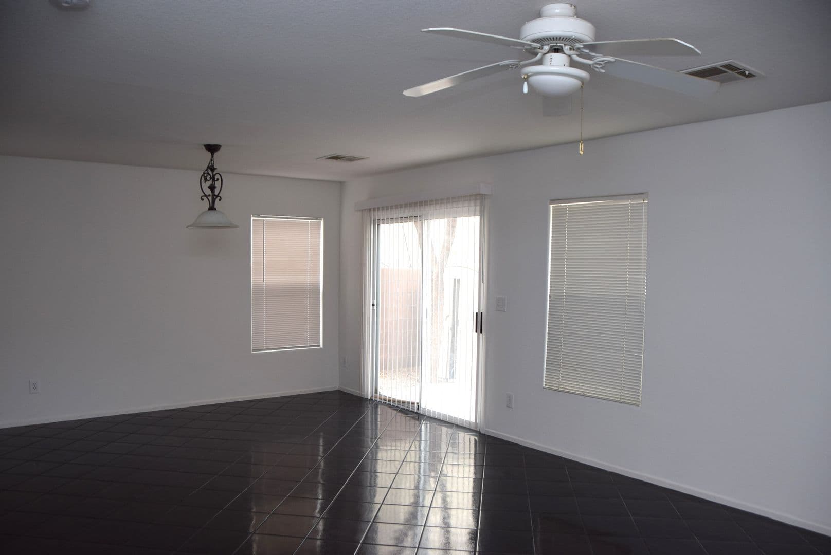 LAS VEGAS House: 531 CABIS BAY STREET