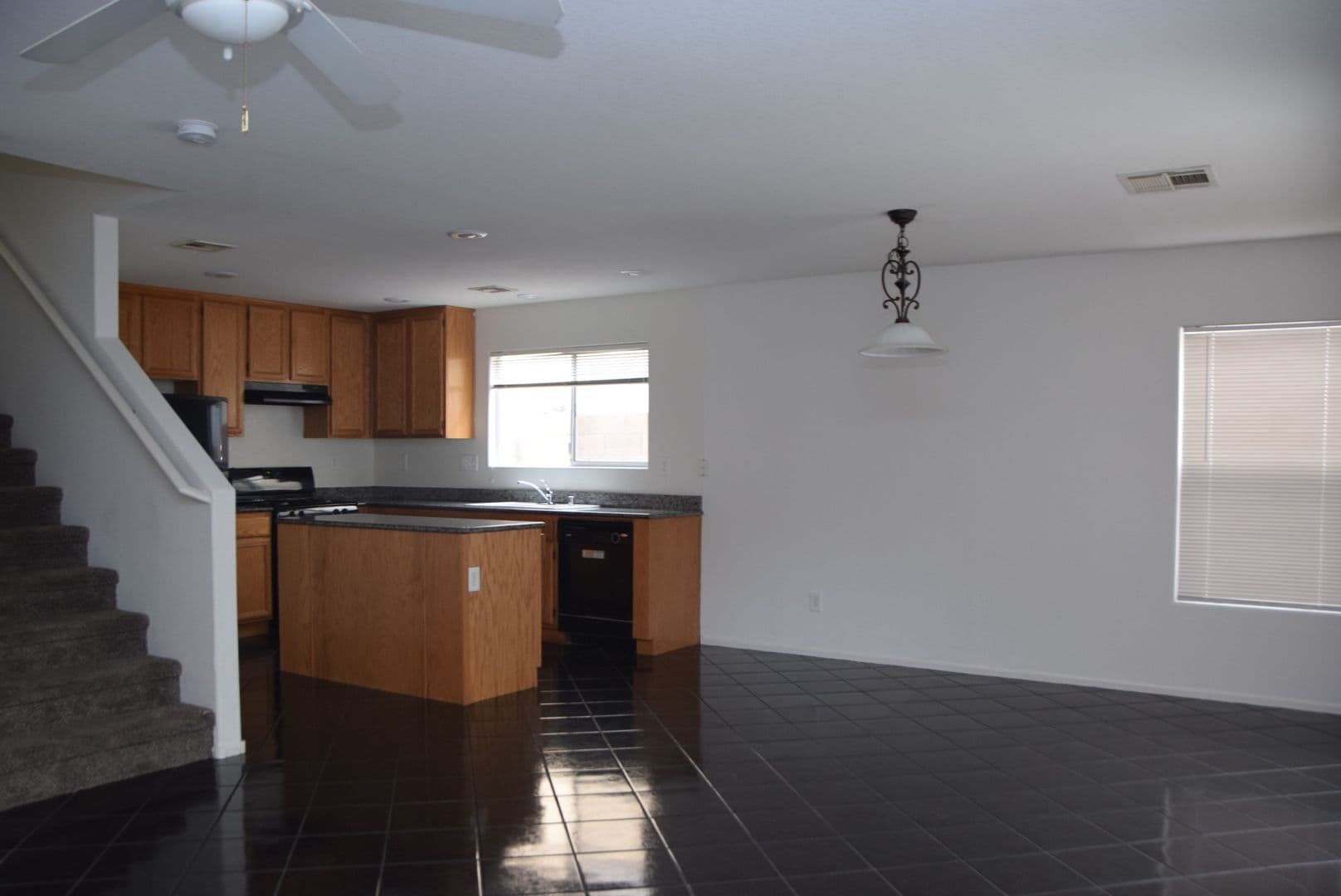 LAS VEGAS House: 531 CABIS BAY STREET