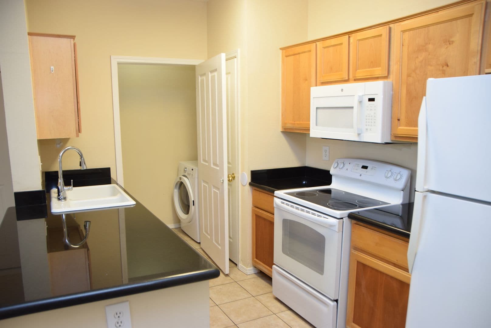 HENDERSON Condo: 2900 SUNRIDGE HEIGHTS PKWY #214
