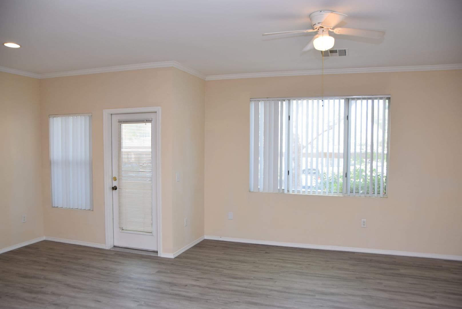 HENDERSON Condo: 2900 SUNRIDGE HEIGHTS PKWY #214