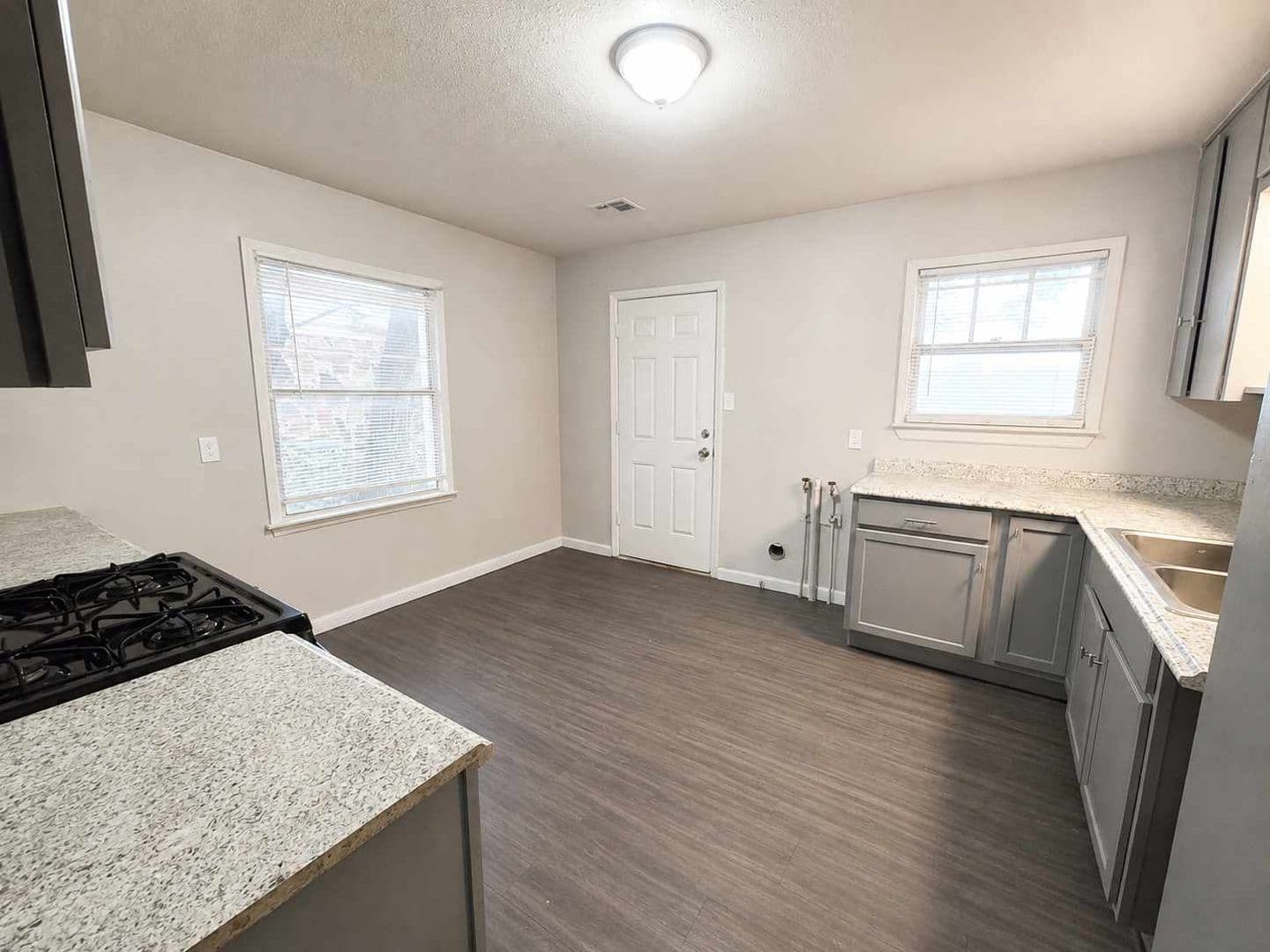Midwest City House: 515 E Indian Drive