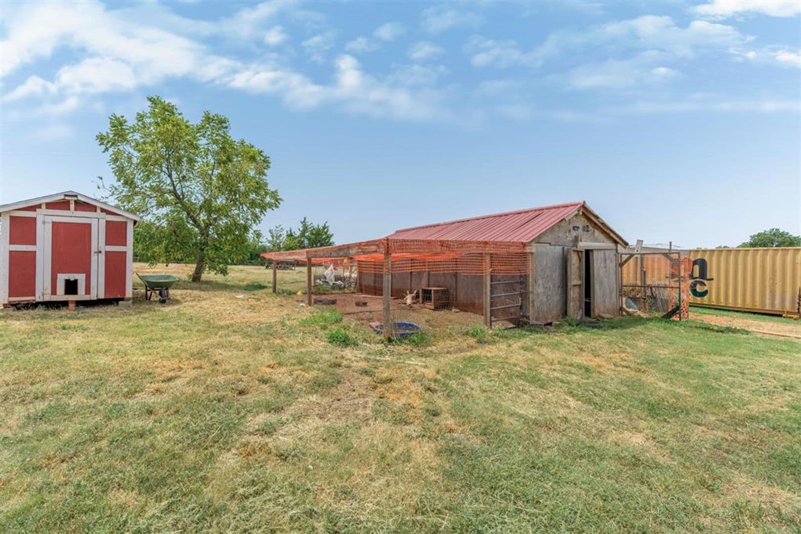 Jones House: 7435 N Peebly Road