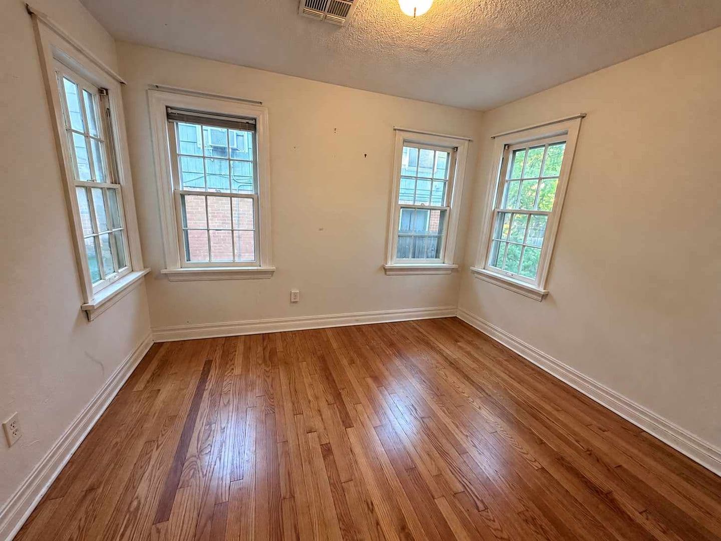 Oklahoma City House: 3421 NW 26th St