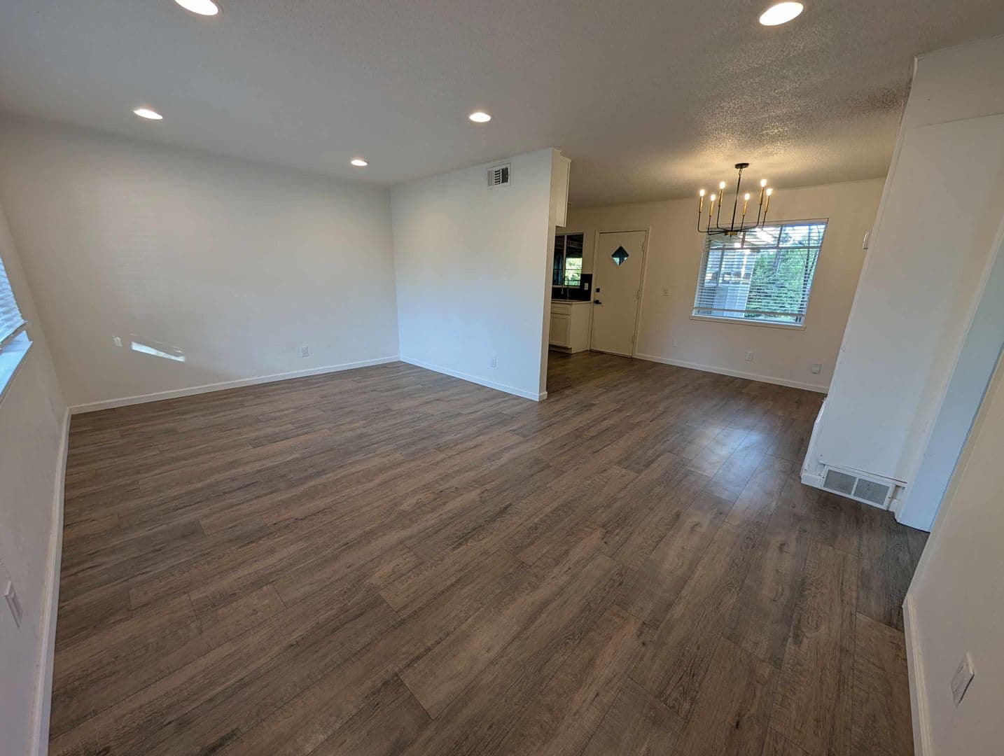 Oklahoma City House: 1619 Carlisle Ct