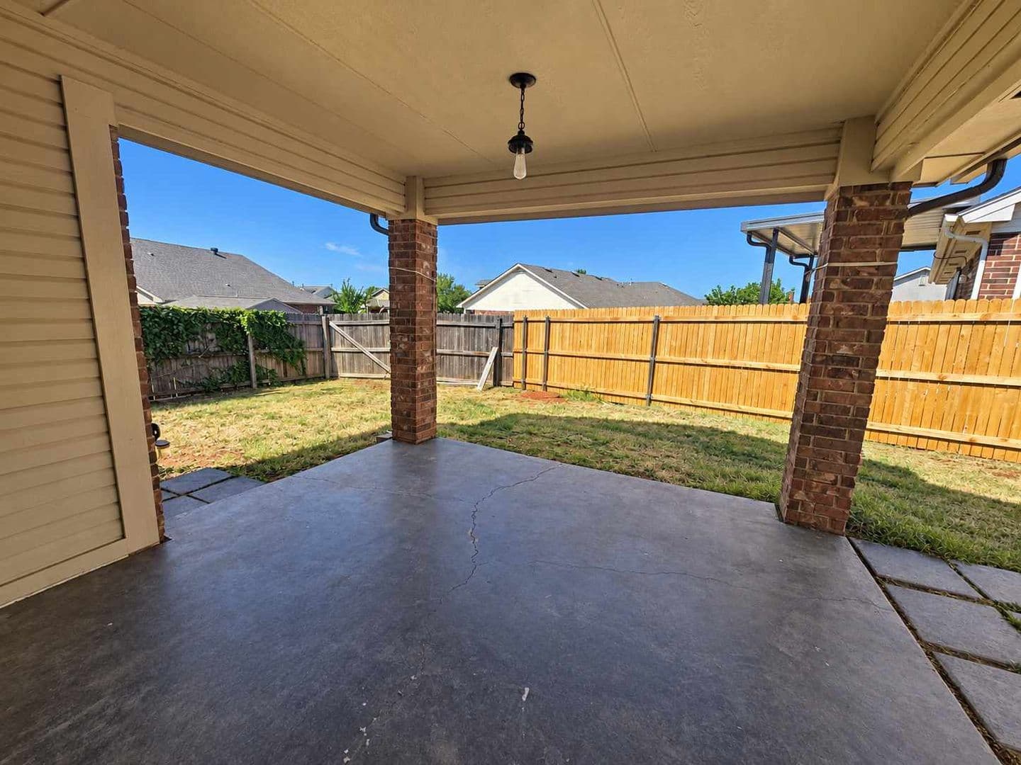 Edmond House: 2801 NW 186th St
