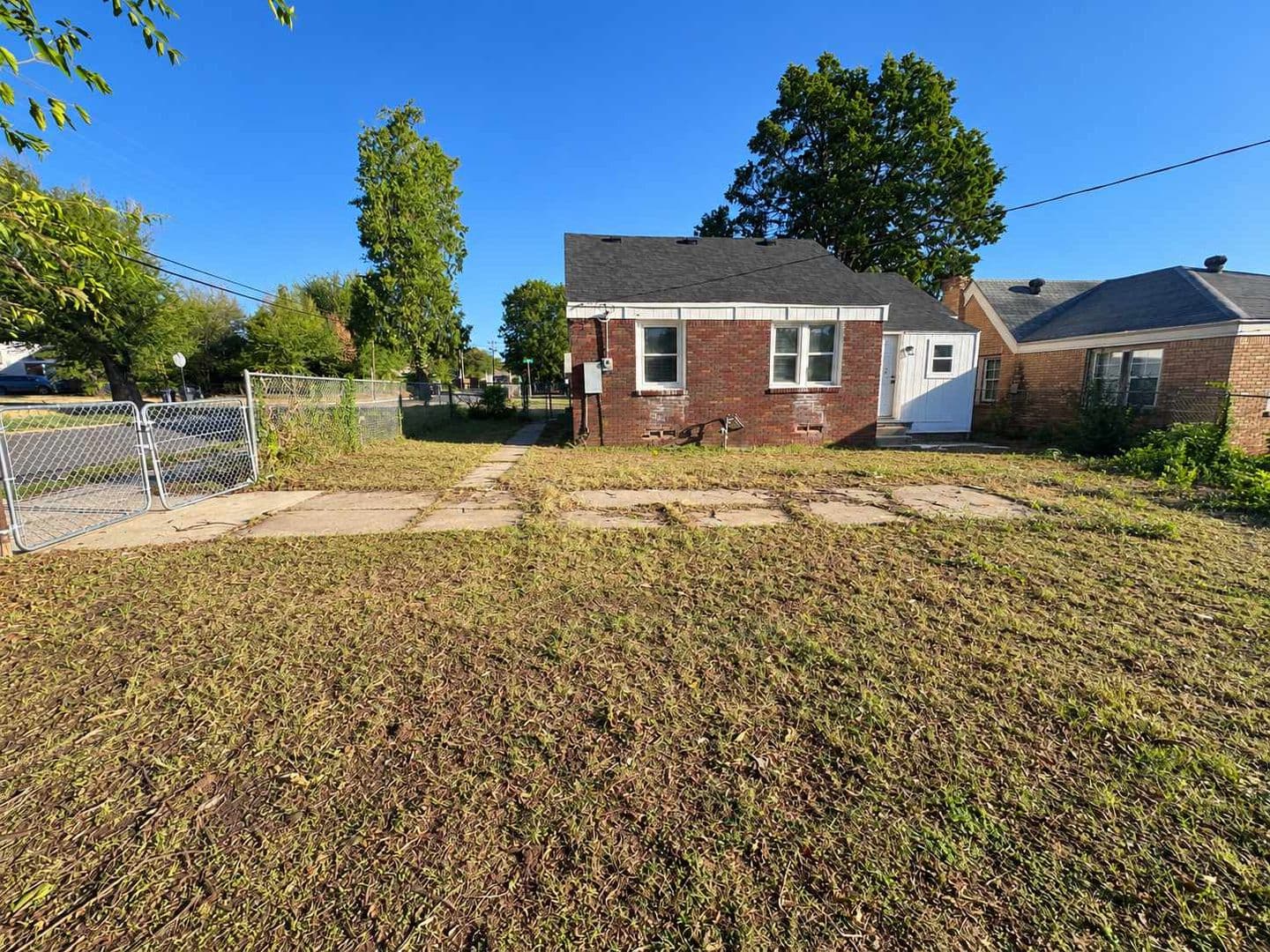 Oklahoma City House: 2200 NE 19th St