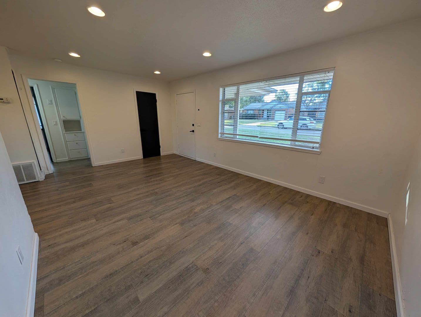 Oklahoma City House: 1619 Carlisle Ct