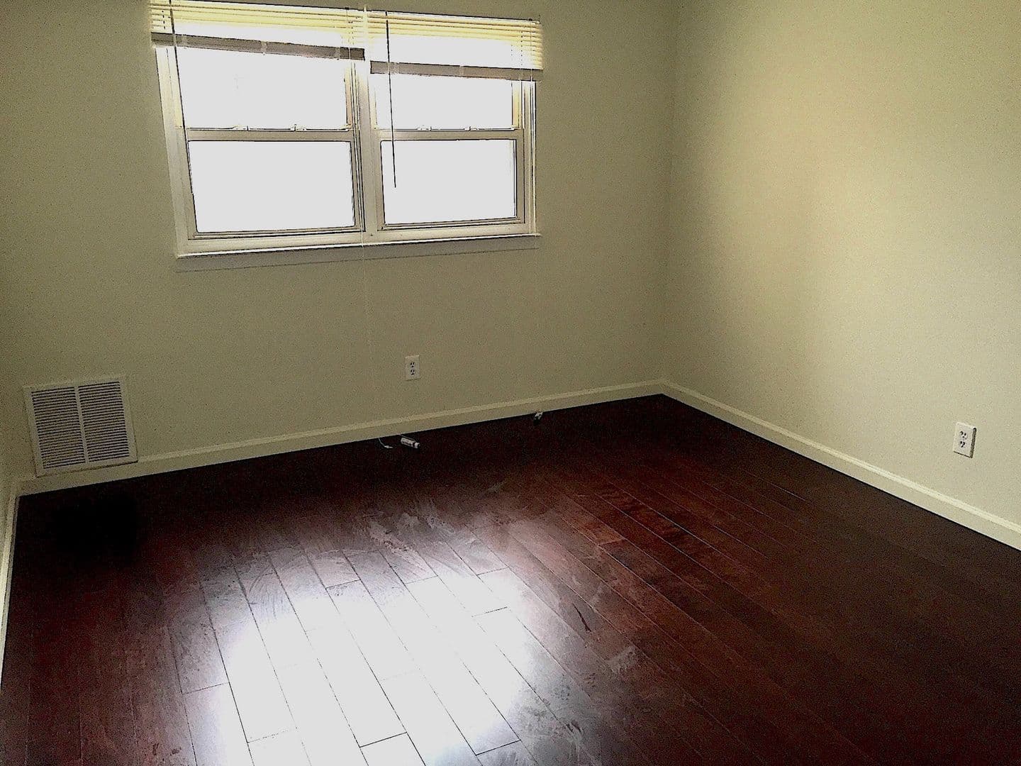 Asbury Park Apartment: 310 6th Ave