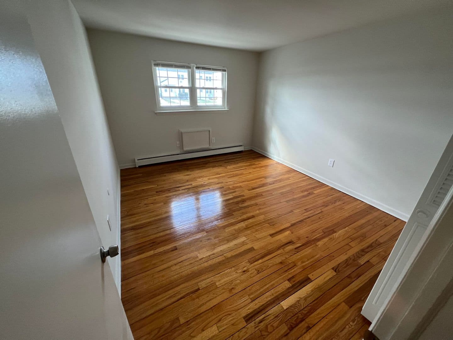 Belmar Apartment: 104 5th Ave