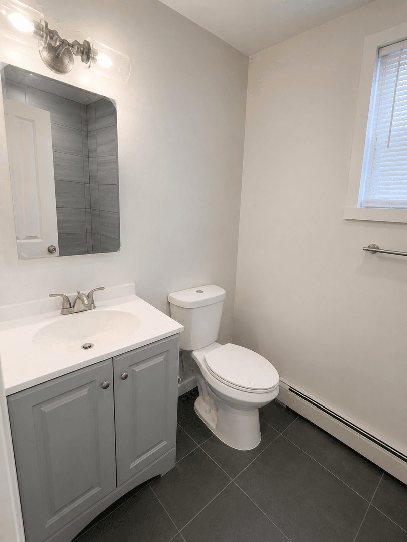 Asbury Park Apartment: 407 7th Ave