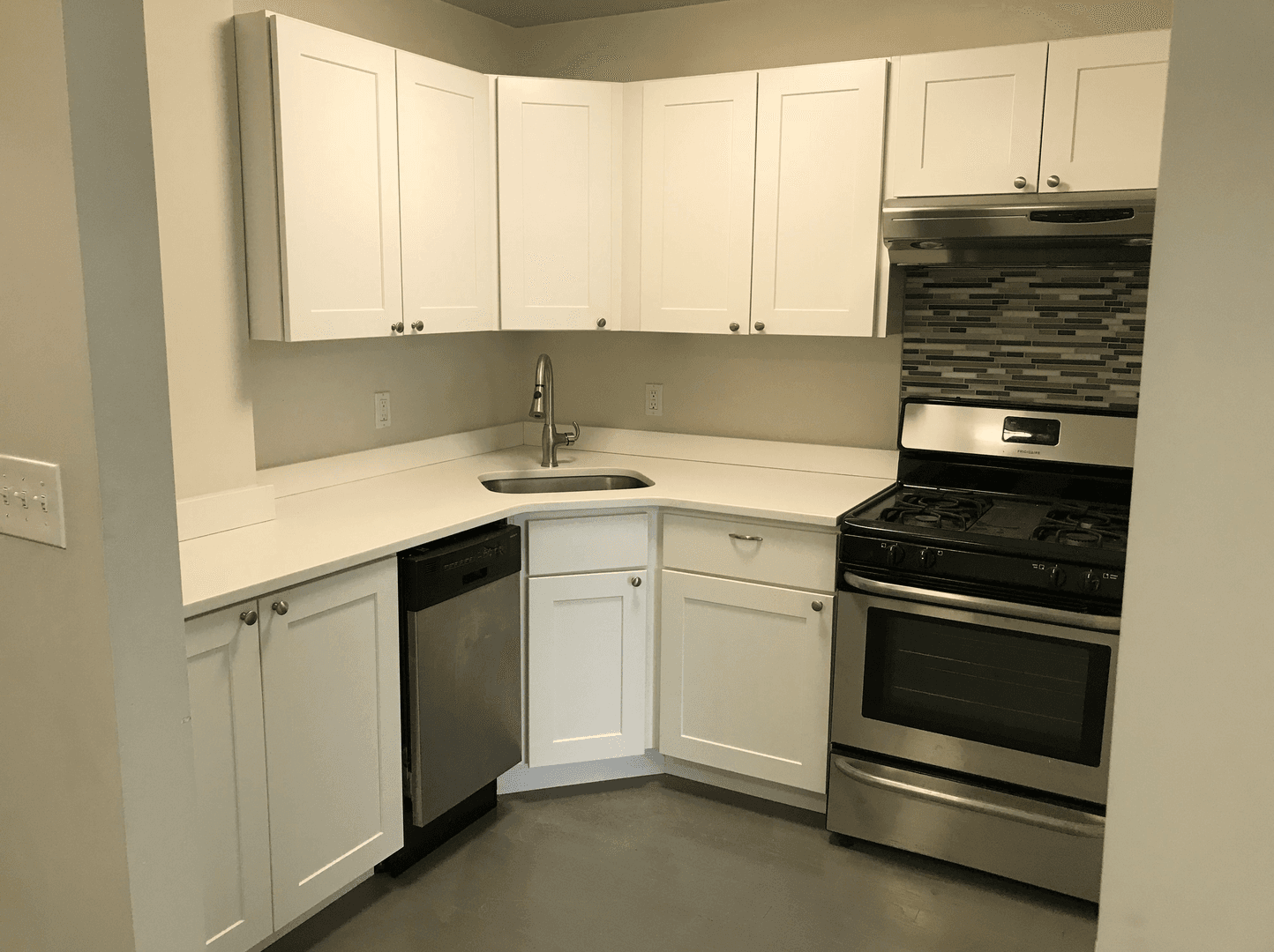 Long Branch Apartment: 240 Long Branch Ave