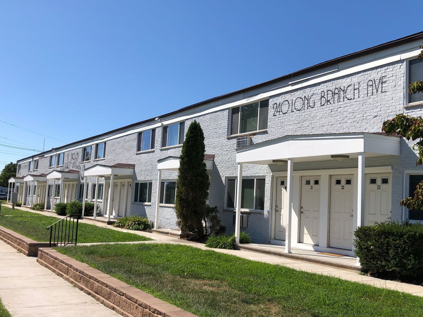 Long Branch Apartment: 240 Long Branch Ave