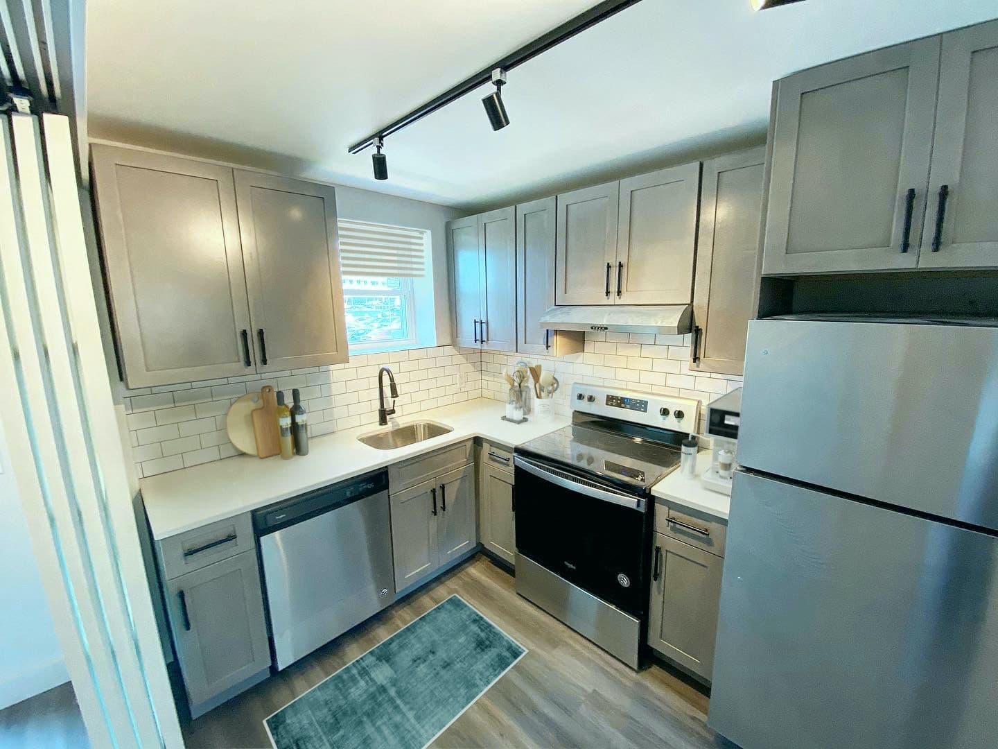 Long Branch Apartment: 333 Ocean Blvd