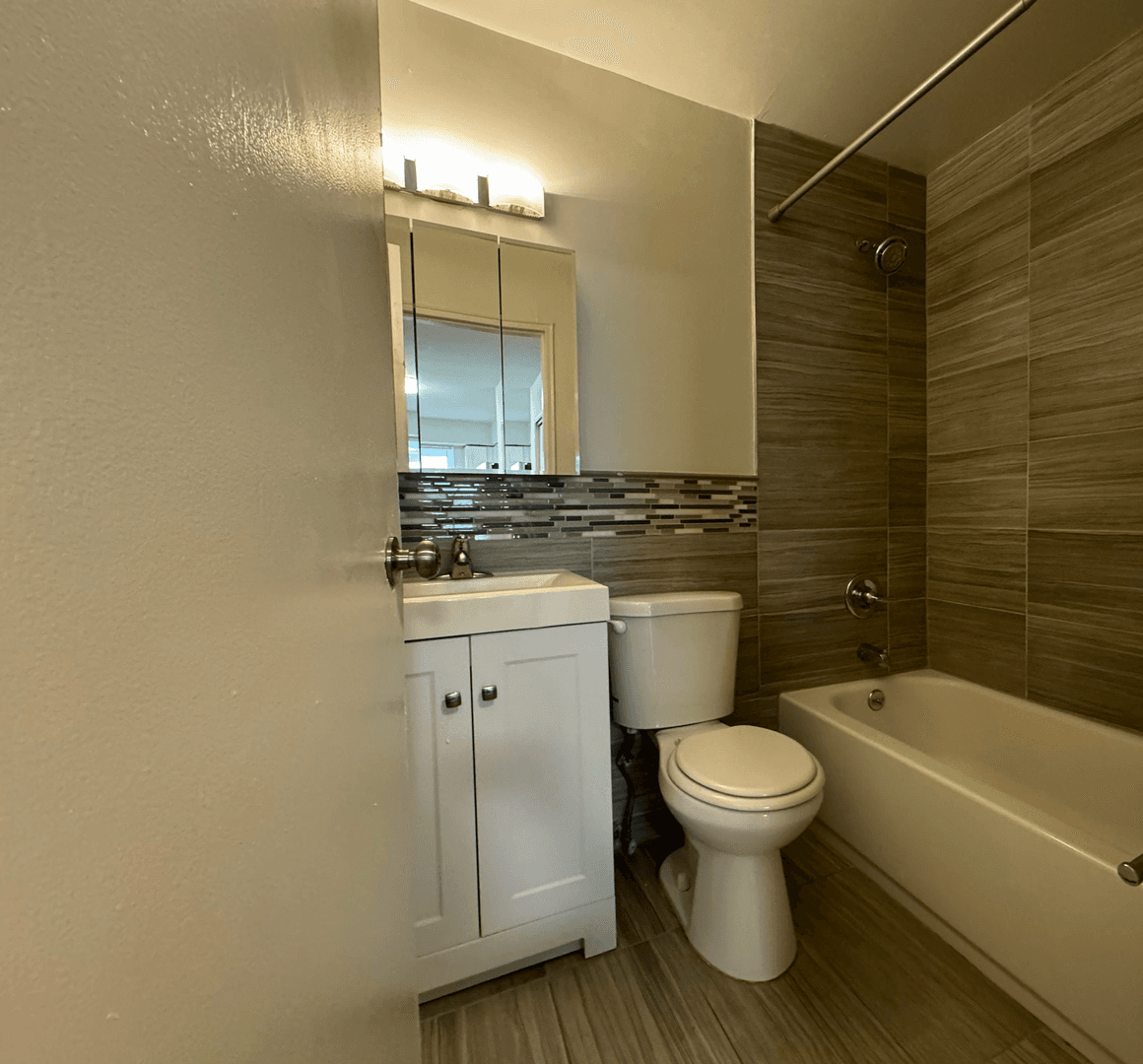 Asbury Park Apartment: 210 7th Ave