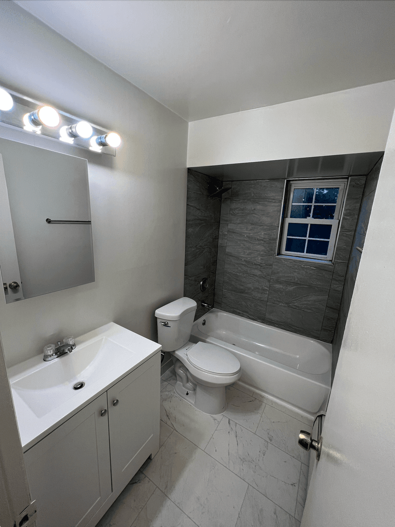 Belmar Apartment: 104 5th Ave