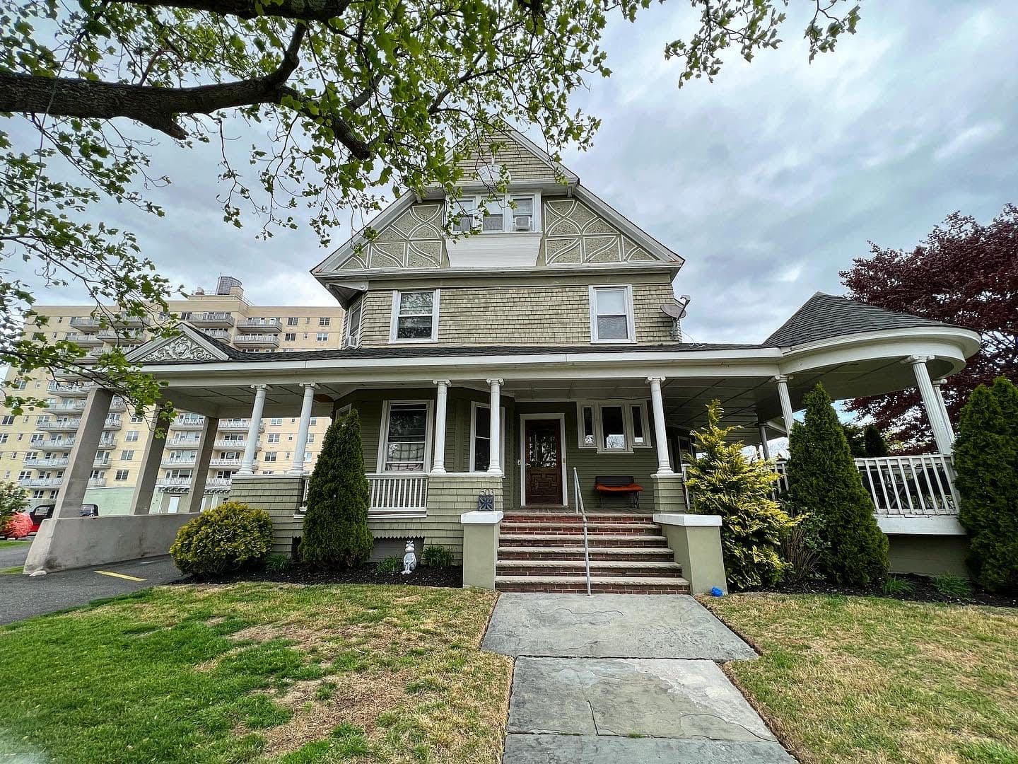 Asbury Park Apartment: 503 8th Ave