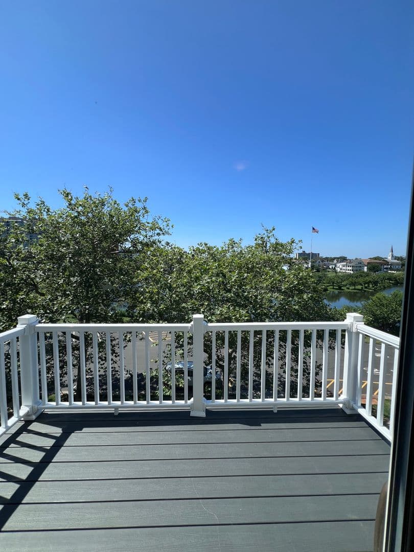 Asbury Park Apartment: 309 Sunset Ave