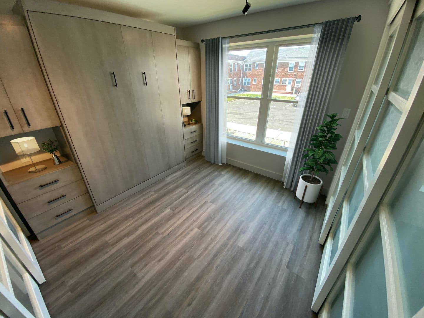 Long Branch Apartment: 333 Ocean Blvd