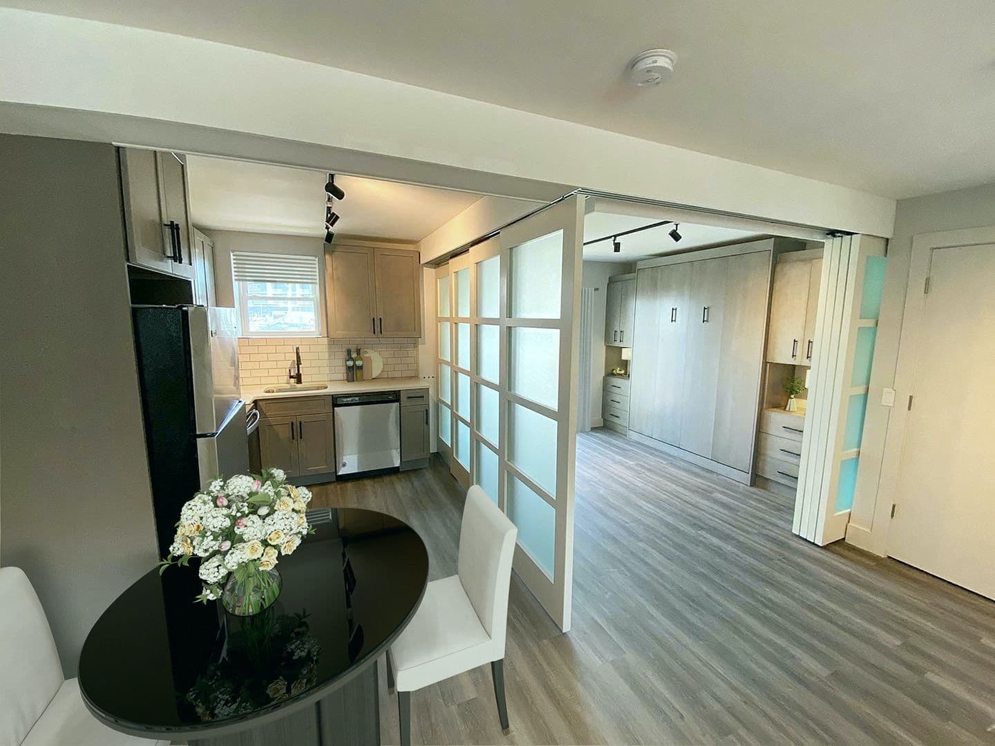 Long Branch Apartment: 333 Ocean Blvd