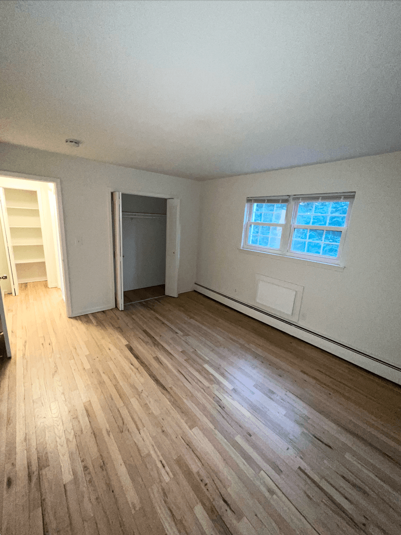 Belmar Apartment: 104 5th Ave