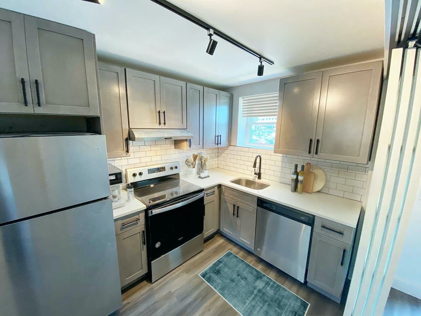 Long Branch Apartment: 333 Ocean Blvd