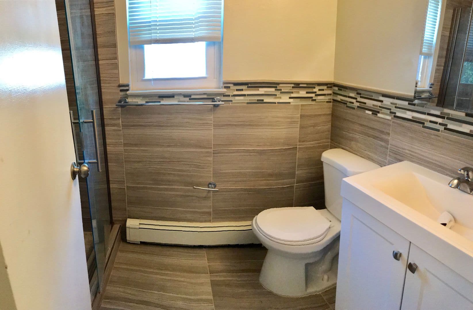 Asbury Park Apartment: 407 7th Ave