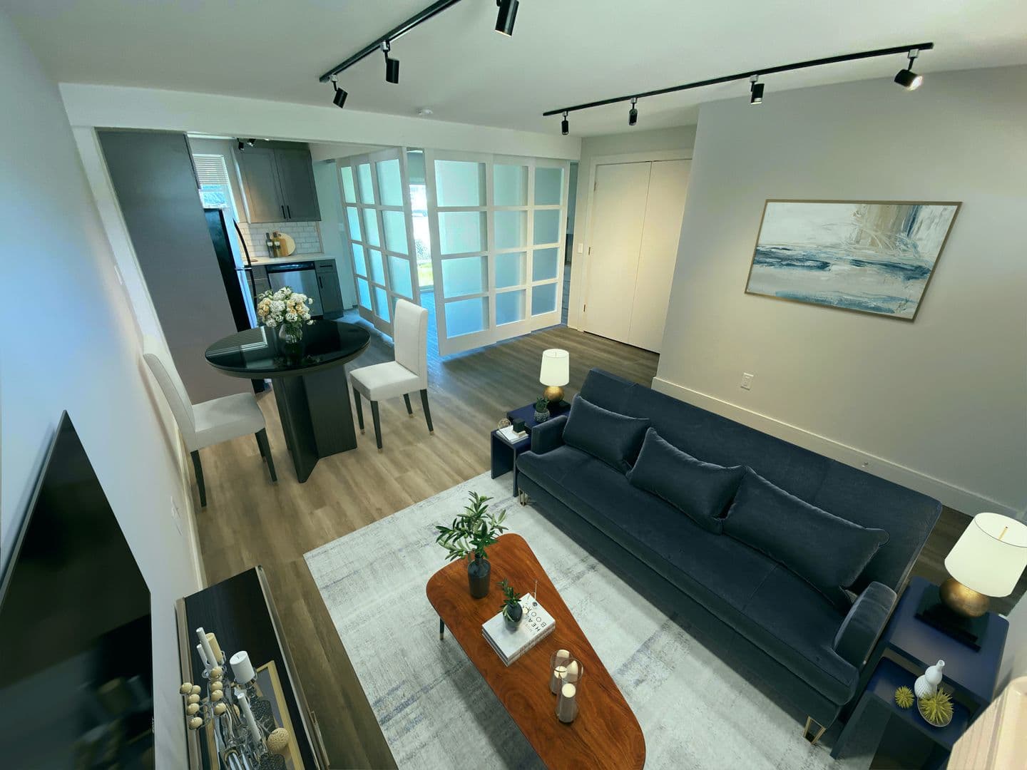Long Branch Apartment: 333 Ocean Blvd