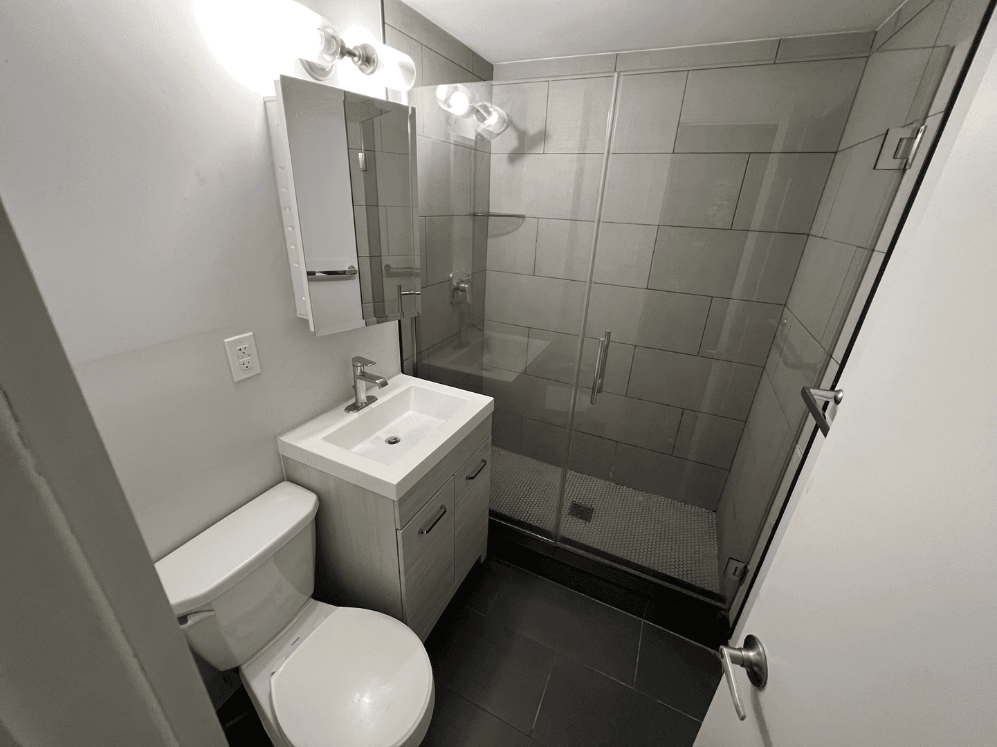Bradley Beach Apartment: 501 Lake Terrace