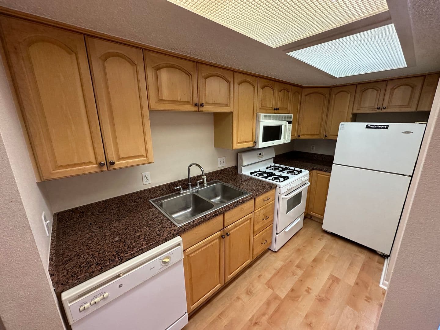 Austin Apartment: 1725 Toomey Rd