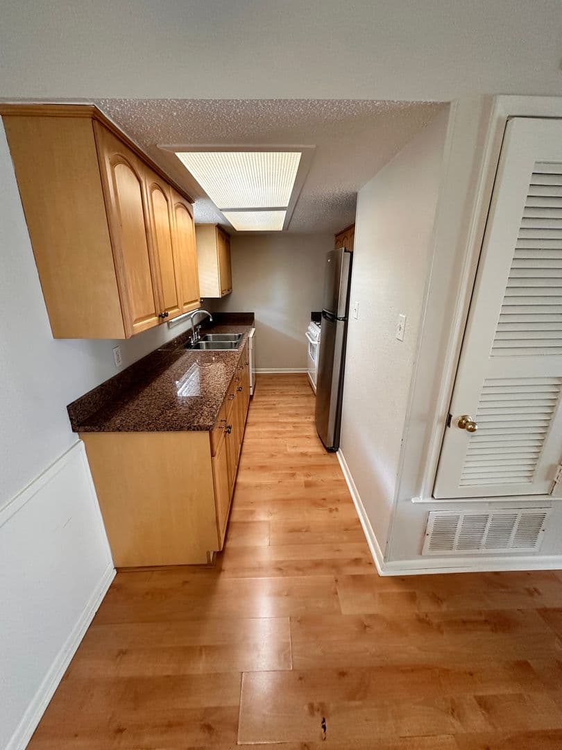 Austin Apartment: 1725 Toomey Rd