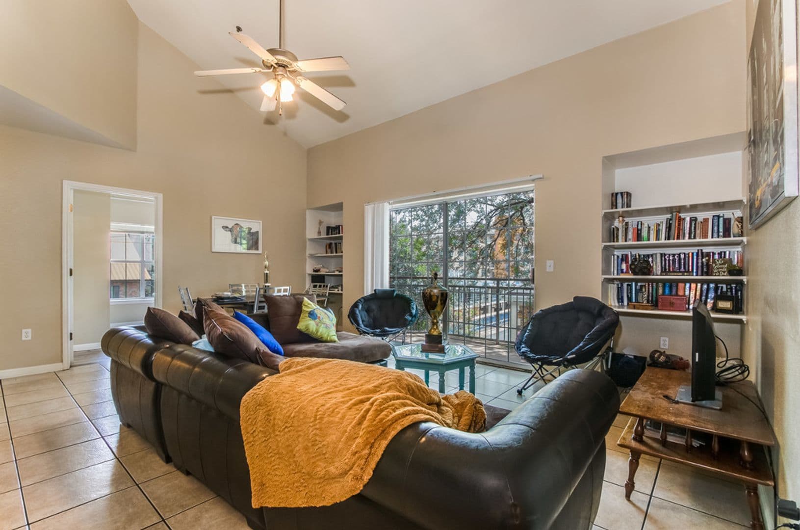 Austin House: 1023 W 24th Street #903