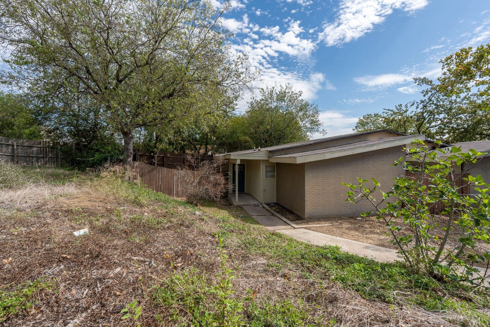 Austin Apartment: 1922 Valley Hill Cir.