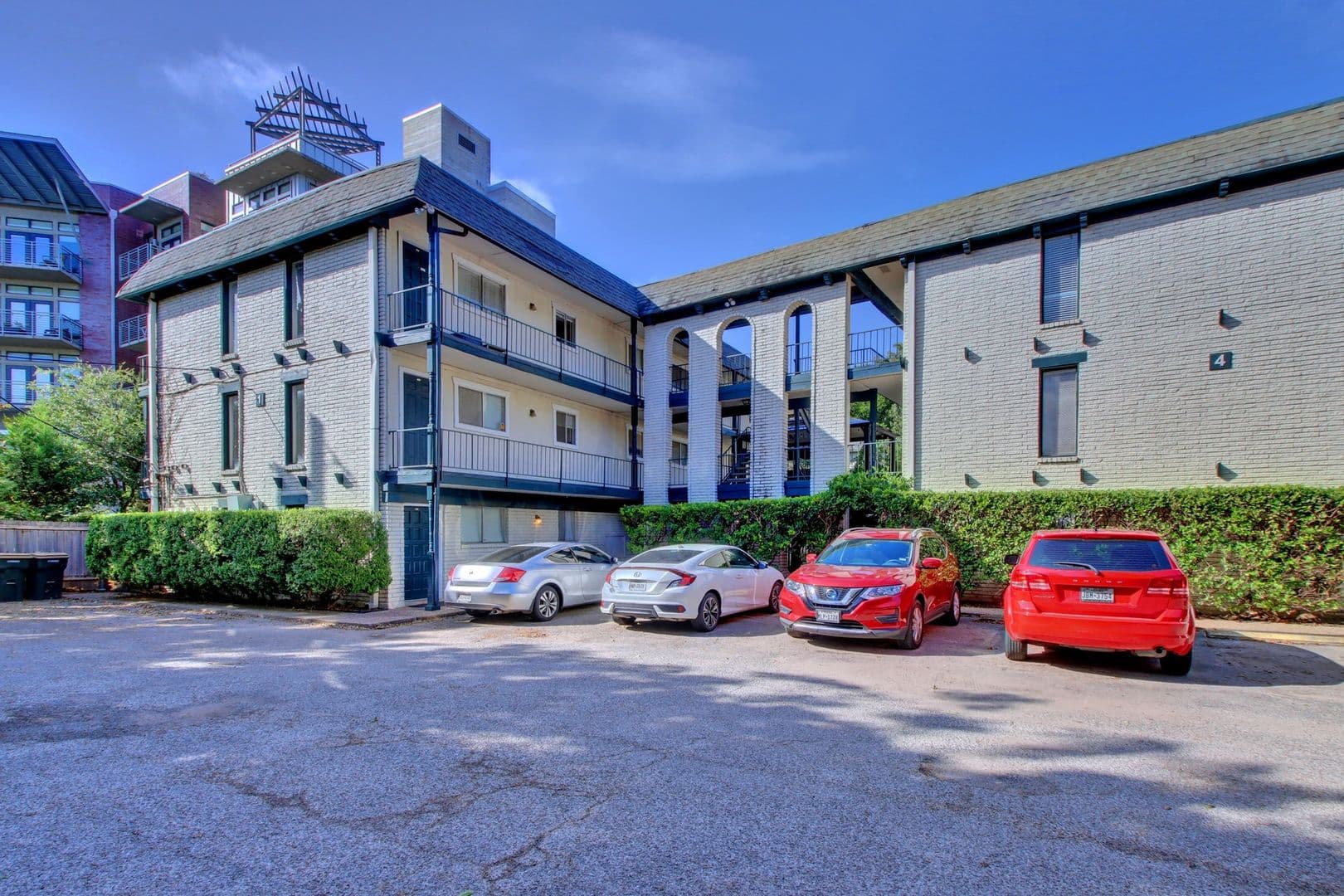 Austin Apartment: 1725 Toomey Rd