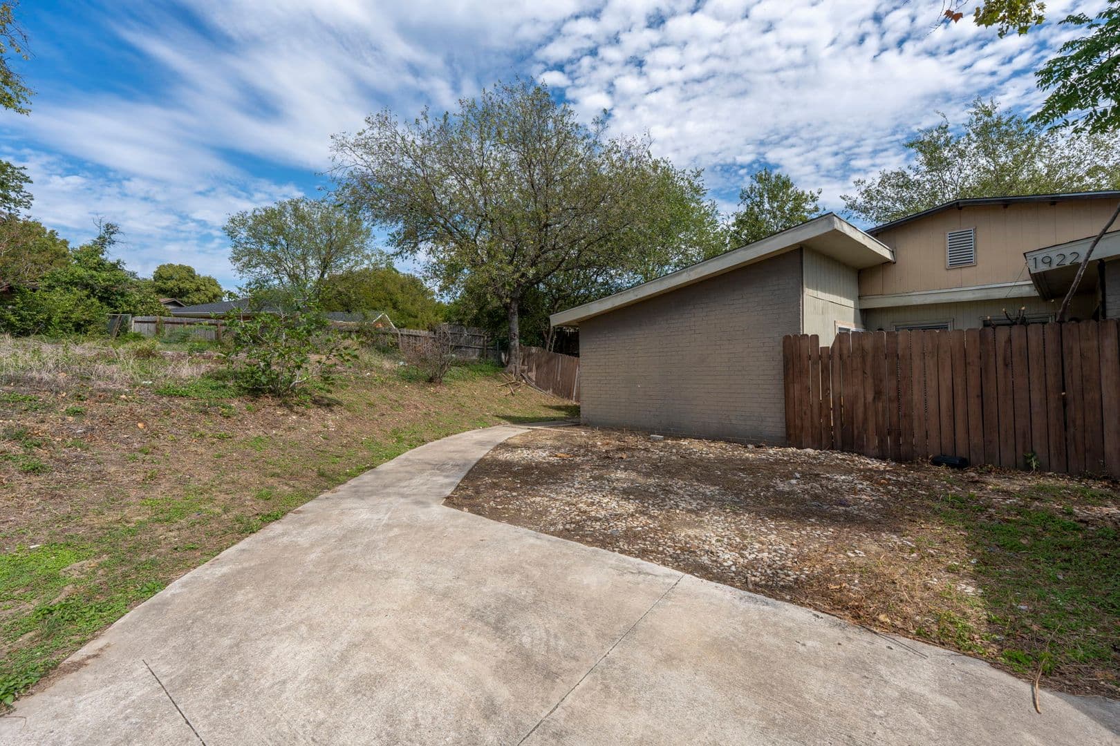 Austin Apartment: 1922 Valley Hill Cir.