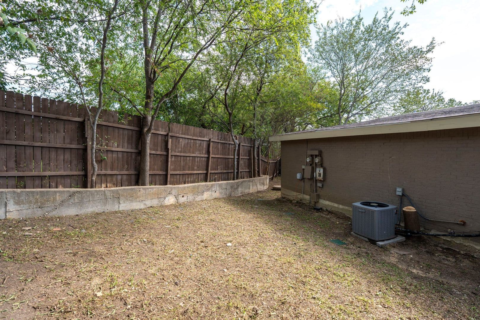 Austin Apartment: 1922 Valley Hill Cir.