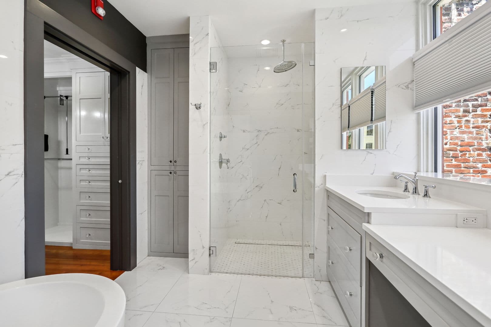 New Orleans Apartment: 730 Camp Street