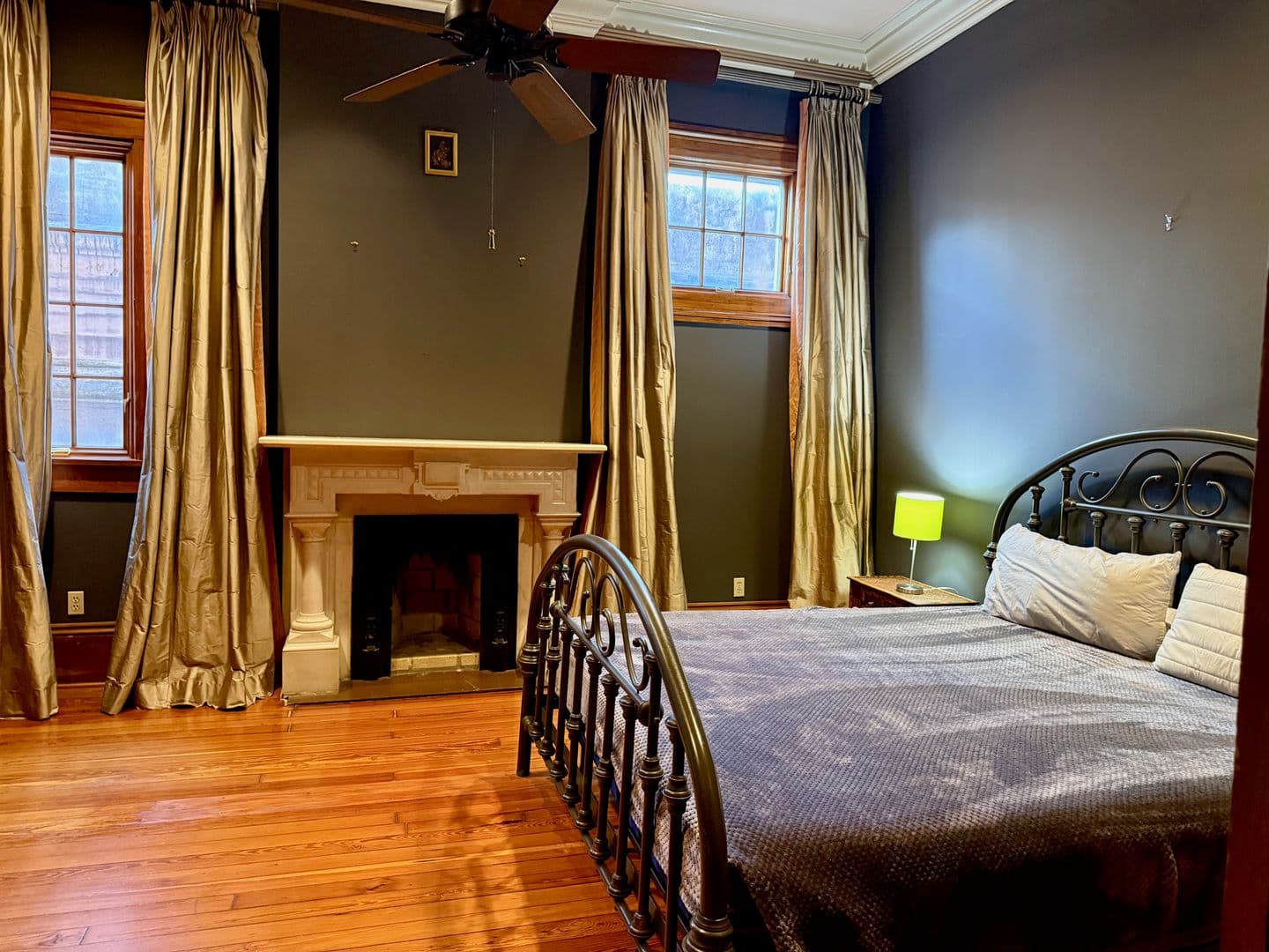 New Orleans Apartment: 730 Camp Street