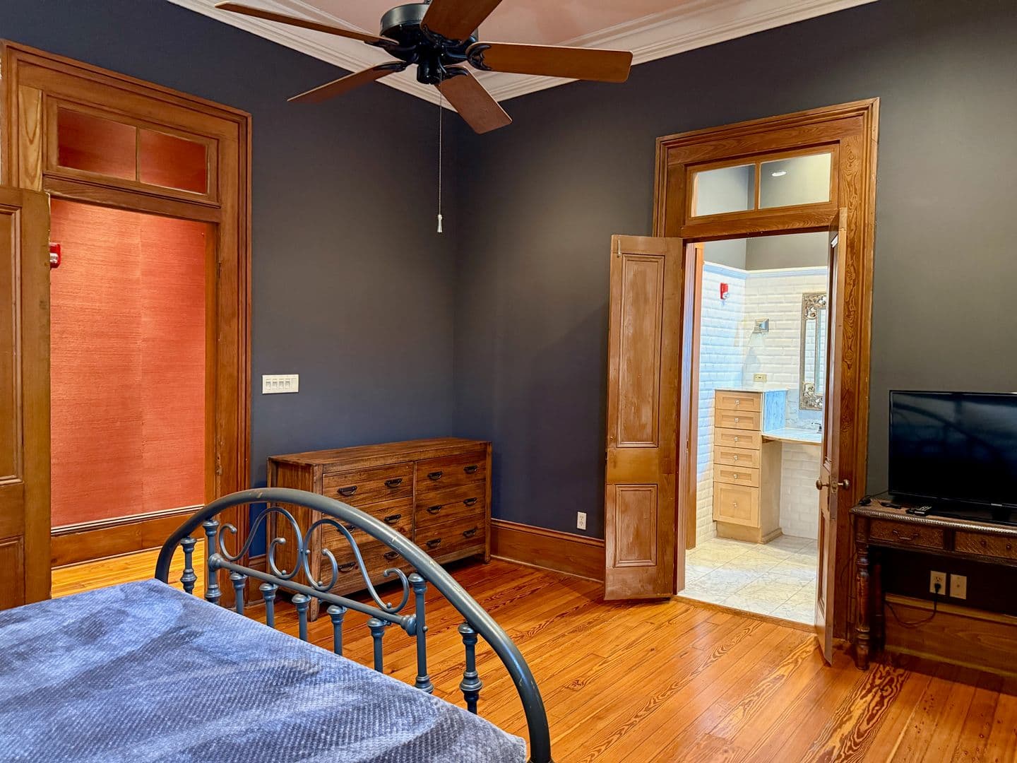 New Orleans Apartment: 730 Camp Street