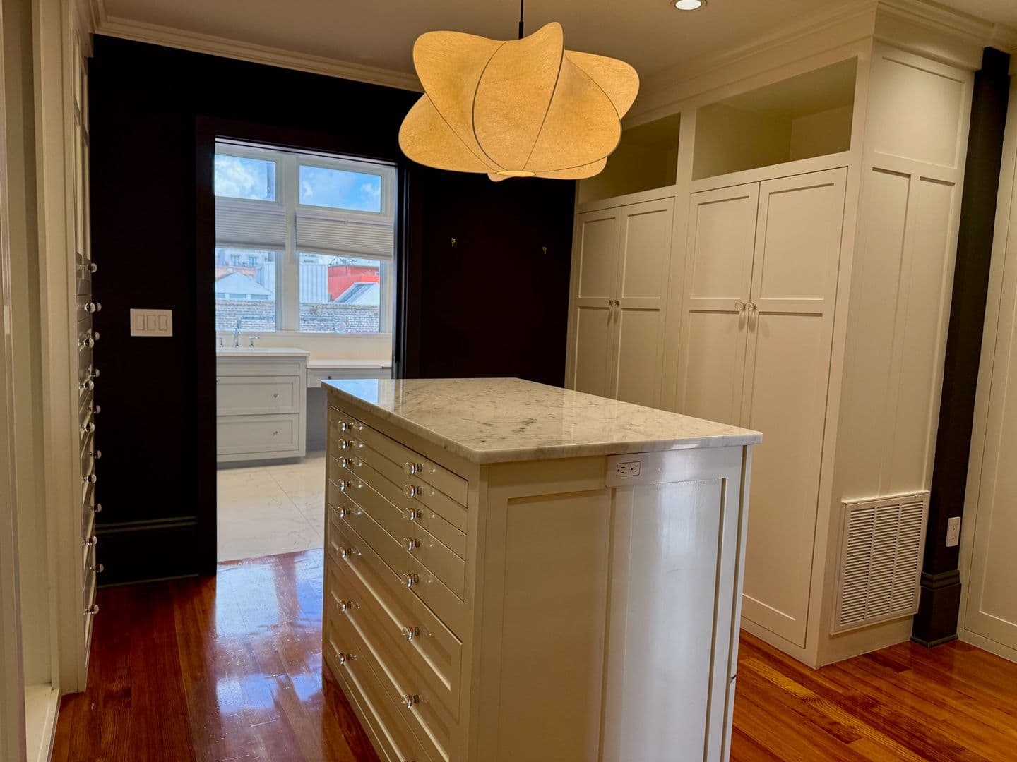 New Orleans Apartment: 730 Camp Street