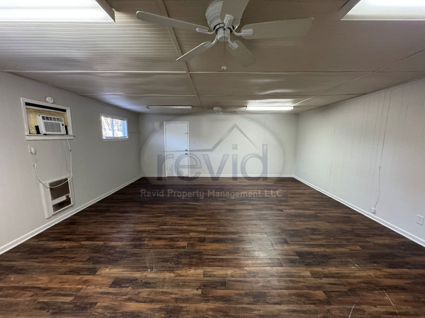 Memphis House: 4870 Parkside Ave
