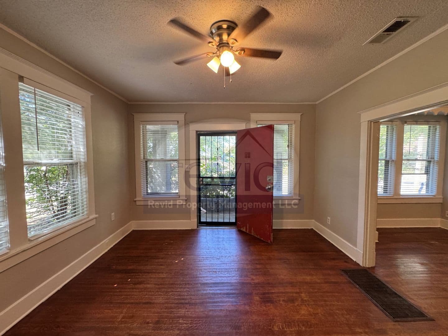 Memphis Apartment: 1536 Tutwiler Avenue