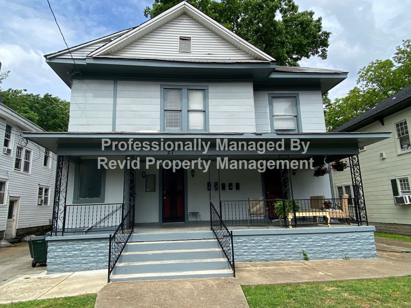 Memphis Apartment: 27 S. Barksdale