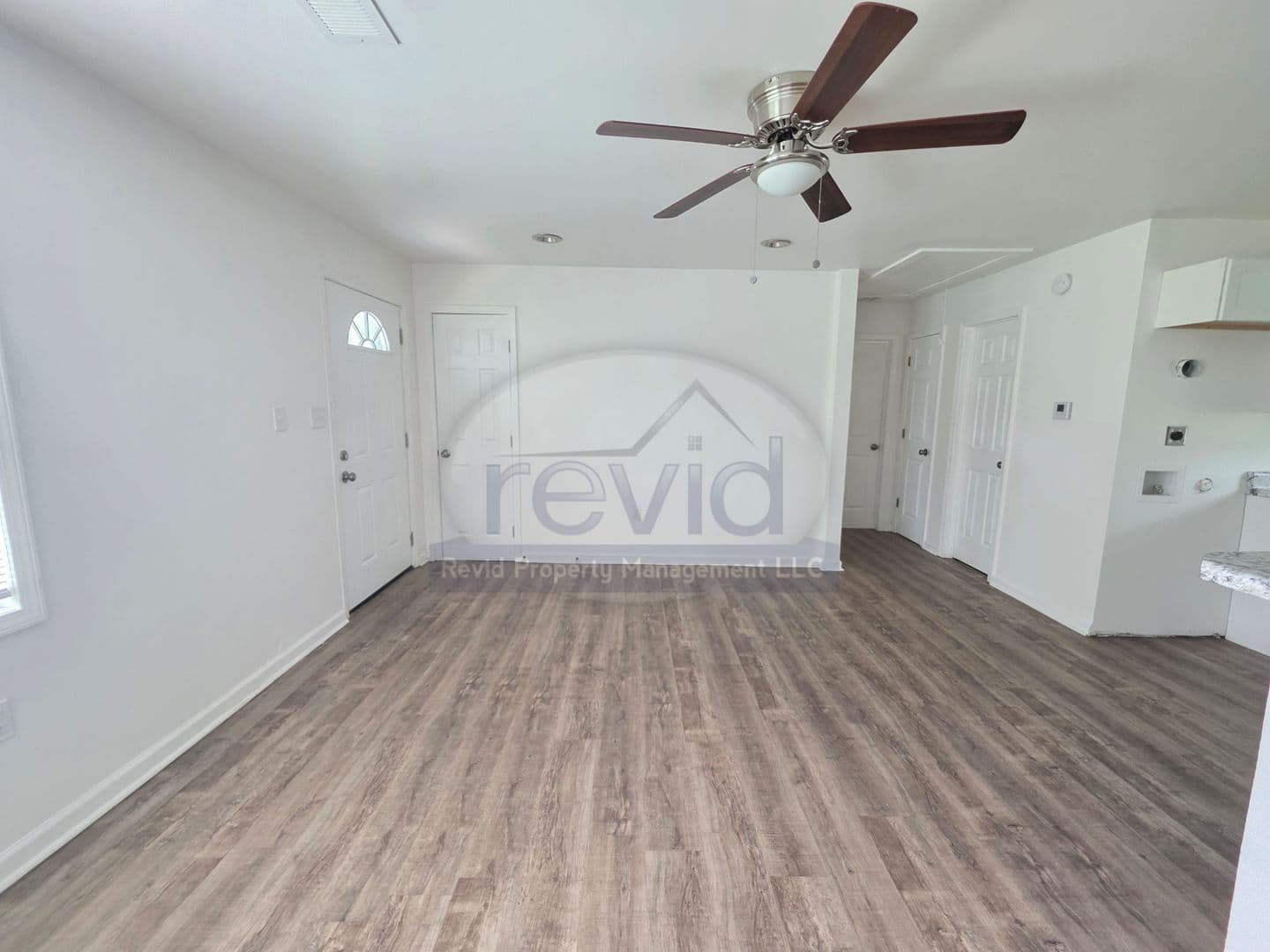 Memphis Apartment: 839 Pearce St.