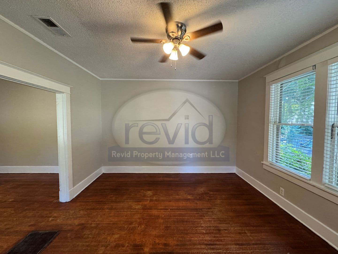 Memphis Apartment: 1536 Tutwiler Avenue