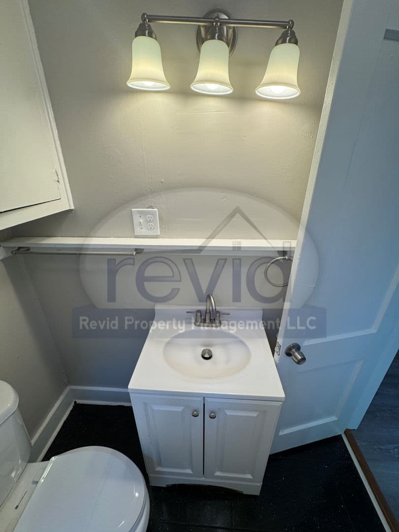 Memphis Apartment: 2051 Peabody