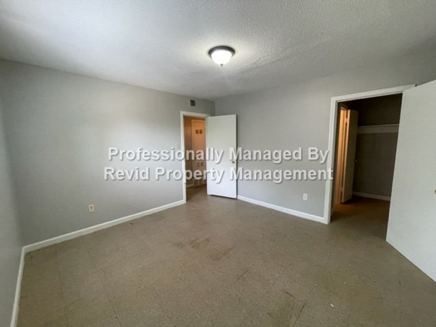 Memphis Apartment: 147 Stonewall St.