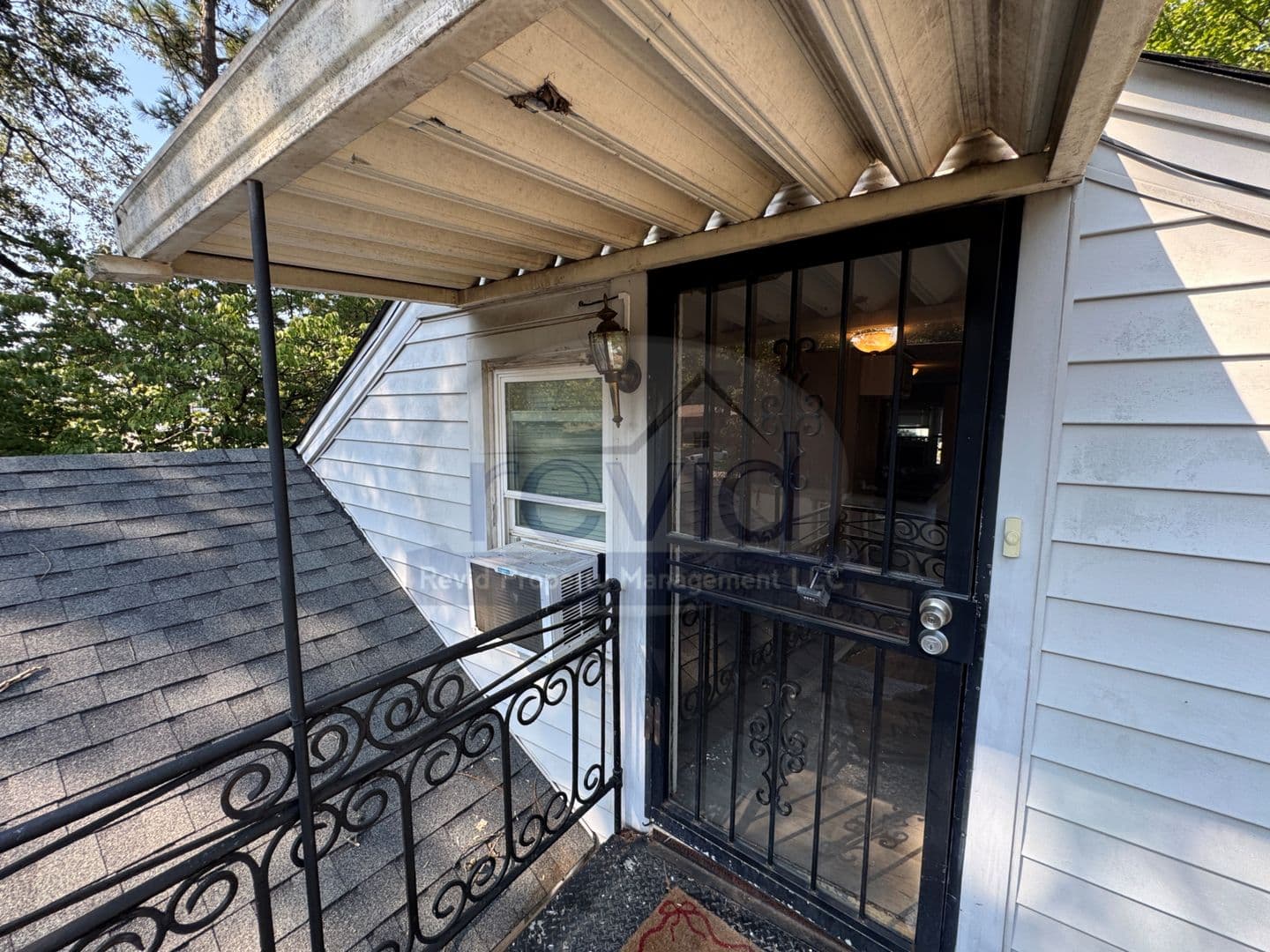 Memphis Apartment: 3516 Carnes Ave