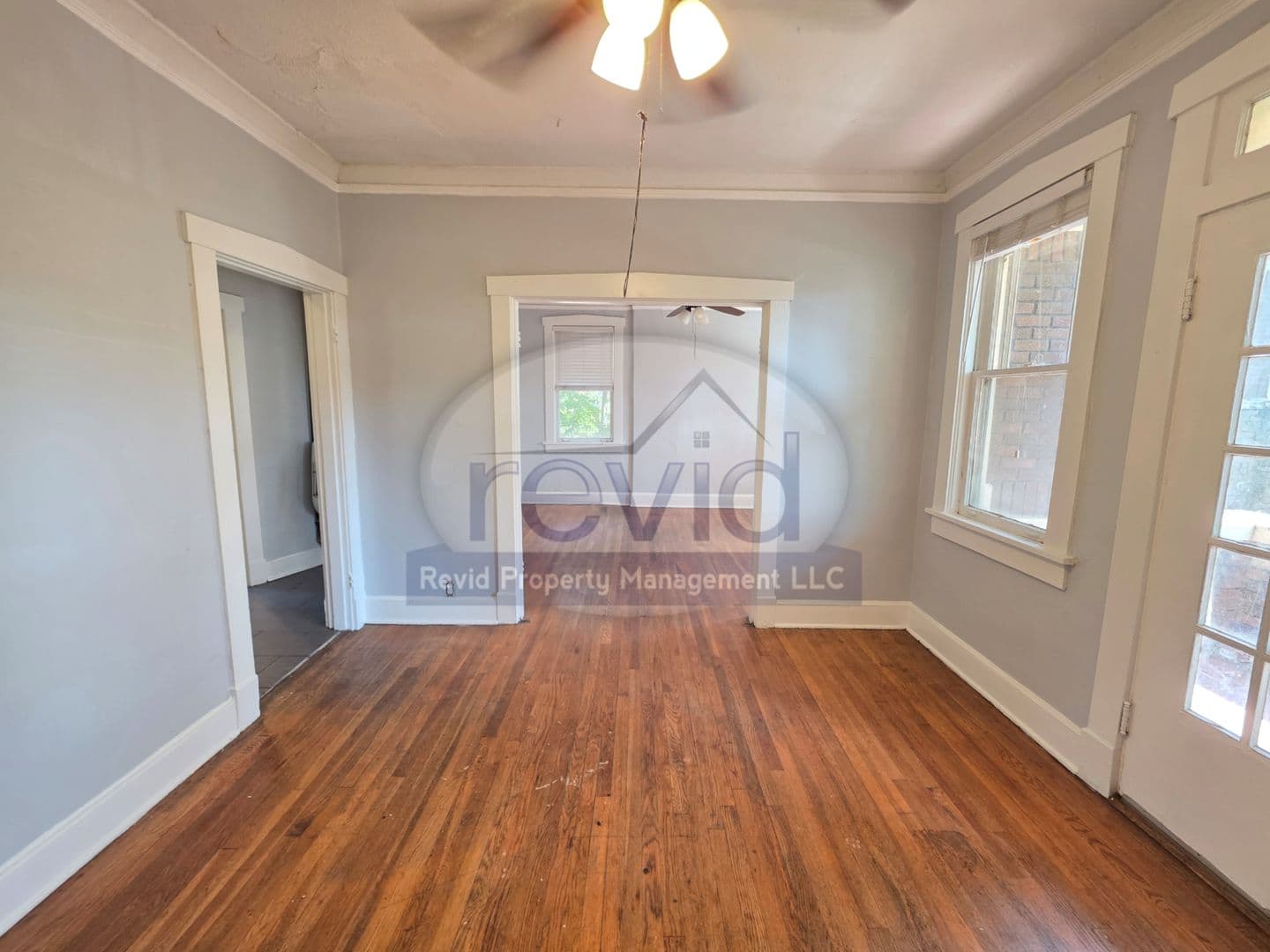 Memphis Apartment: 144 N Belvedere