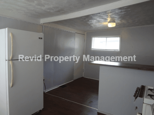 Memphis Apartment: 27 S. Barksdale
