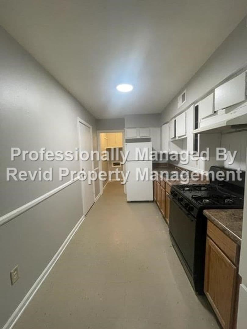 Memphis Apartment: 147 Stonewall St.